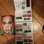 Seventeen Make up kit Image 2