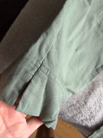 Green Cropped trousers
