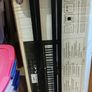 Yamaha Keyboard and stand Image 2