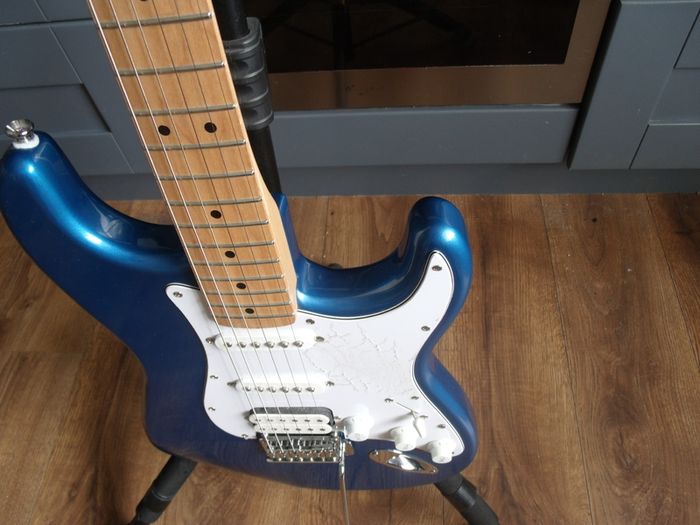 Squier Affinity Stratocaster HSS -  Lake Placid Blue