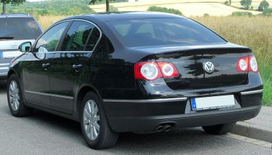 VW Passat B6 Breaking Parts