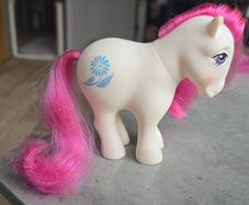 April Daisy Birthflower Birthday Mail Order MO HTF MLP G1 My Little Pony