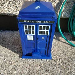 Tardis Pedal bin