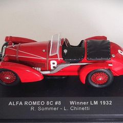 Diecast Model Le Mans Winning Alfa Romeo 8C 2300 Le Mans 1932 1st - IXO 1:43