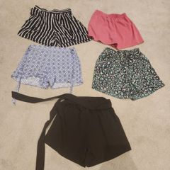 Ladies shorts bundle size s 5 pairs of shorts