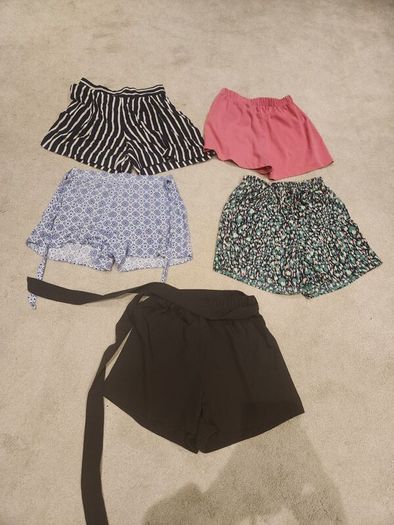 Ladies shorts bundle size s 5 pairs of shorts