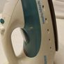Steam iron. Image 2