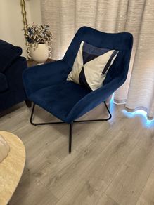 Royal chair
