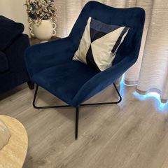 Royal chair