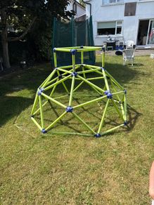 Small climbing frame