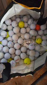 Mix golf balls excluding main brands