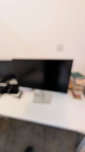 27 Inch Dell