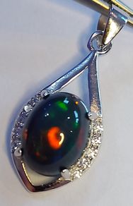 Ethiopian Black Opal 1.65 ct, S925 Silver Pendant rhodium plated