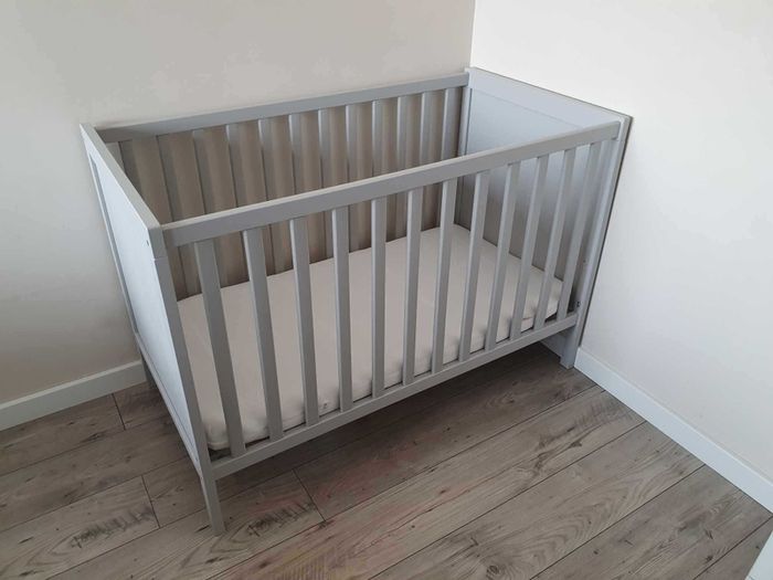 cot