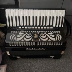 weltmeister caprice accordion