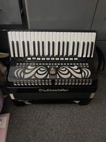 weltmeister caprice accordion