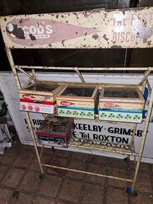 Vintage Jacobs Shopkeepers Stand