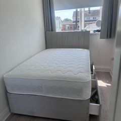 New Stylish single ,Double 4ft, 4ft6, King 5ft And 6ft Superking Sizes Divan Beds Instock. Drawers And Optional Tufted Mattresses Available. Free Delivery