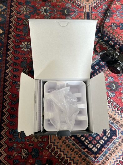 Fujifilm X100VI Black Mint Condition Boxed plus Extras (Case, 128GB Card, Receipt)