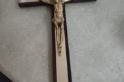 Vintage Wood Crucifix Gold-tone Jesus Lucite accent 31 cm.