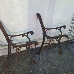 Bench seat ends