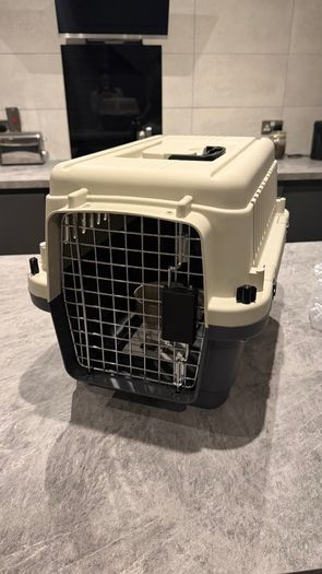 BRAND NEW Pet Carrier / Travel Crate (Petstop L50) - Unused with Tags