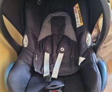Maxi Cosi Cabriofix and Easyfix isofix base