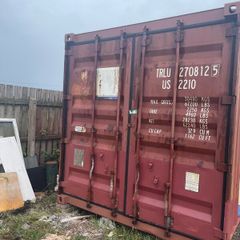 Shipping container