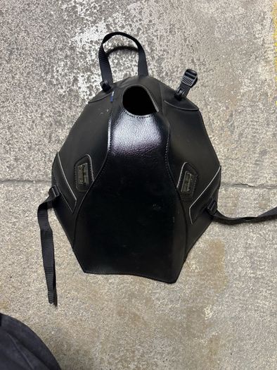 Xt 660 tank bra / tank cover