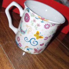 4 Brand new ShannonBridge Designs Mugs