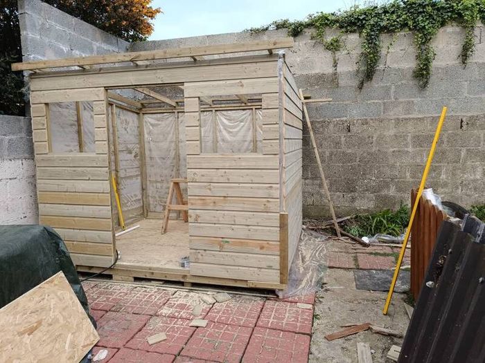 Carpenter Available/ Carpentry Services