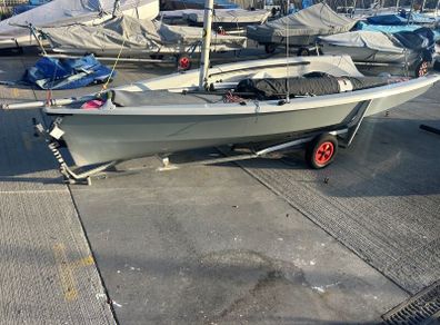 RS200 Dingy (1336)