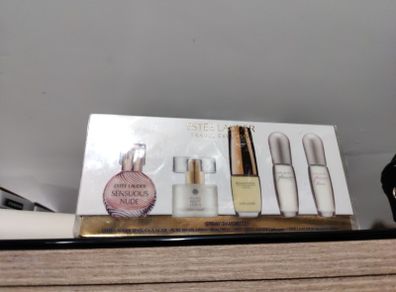 estee lauder travel exclusive