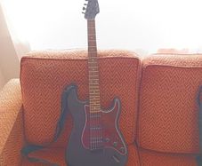 electric guitar, amp
