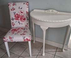 Chair & Table