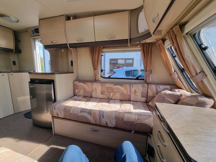 Sterling Europa 390 - 2 Berth
