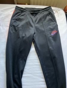 Men Nike Trousers