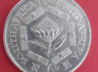 South Africa 1942 Uncirculated  6 pence Silver Coin