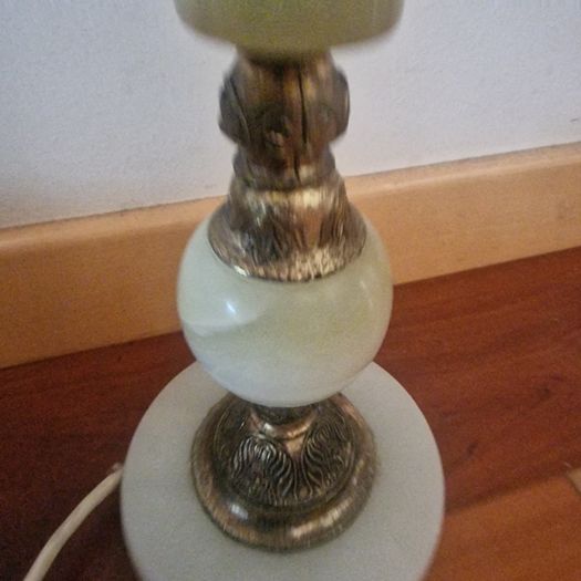 Vintage table lamp stand
