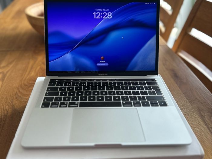 MacBook Pro 13 (2018)Excellent condition