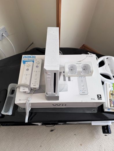 Nintendo Wii Bundle
