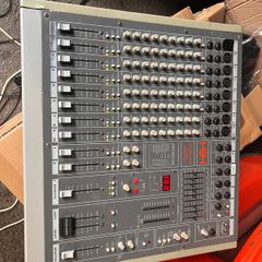 HH Powered Mixer Amp 600w with Effects