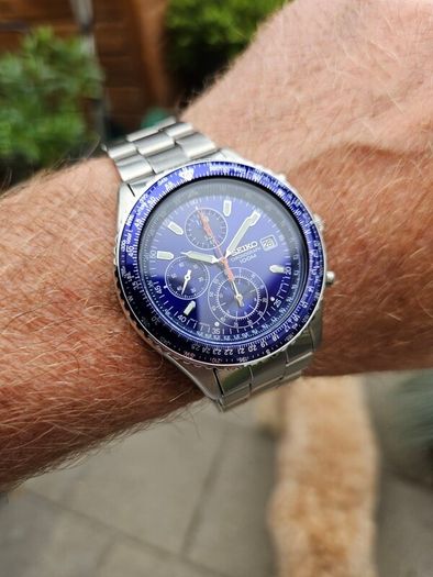 Watch Seiko Pilot Chronograph.