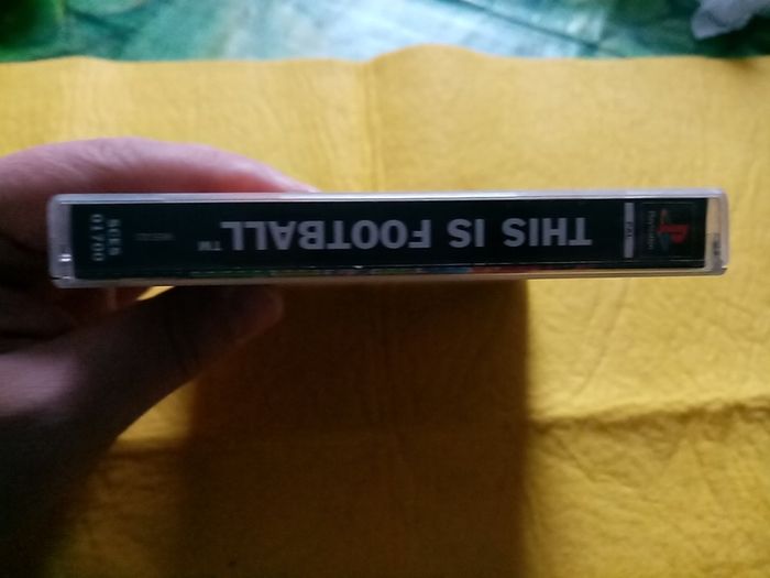 This is Football PlayStation1 Ps1 PlayStation 2 ps2 games Original