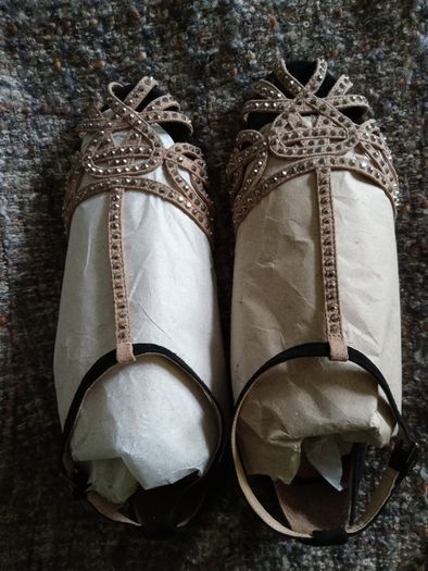 Zara flats