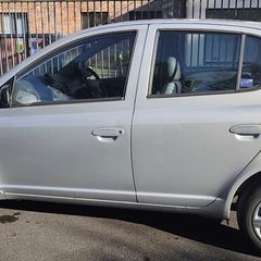 2001 Toyota Yaris