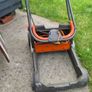 FREE. Flymo Lawnrake Compact 340. Working but needs attention Image 2
