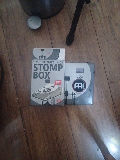Mienl ultimate kick stomp box.
