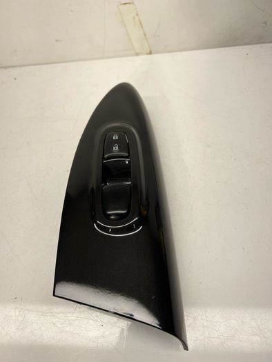 Nissan Juke Window Switch Front Left 25411-1KA5A F15 2017 RHD 23901908 A2l4b3s