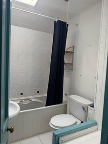 Free bath, sink and toilet
